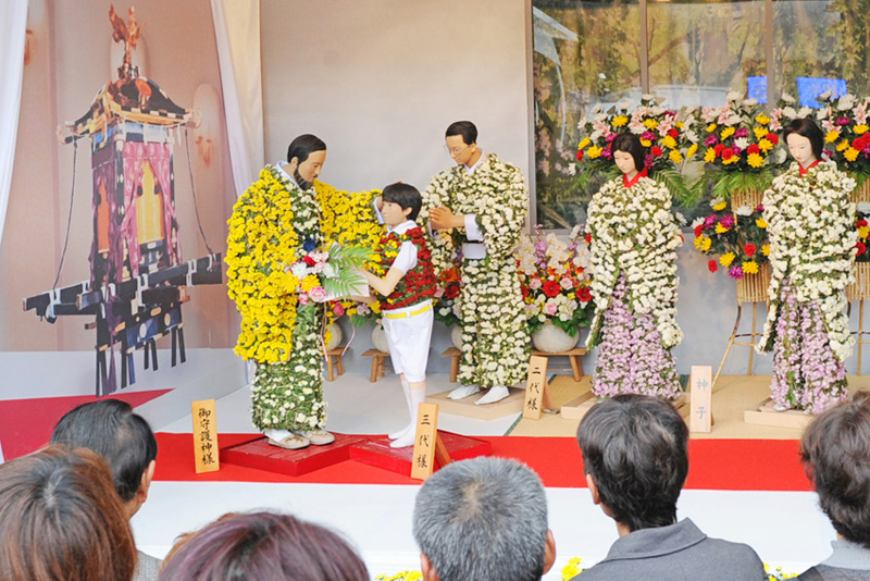 菊人形展(平成26年) 宗教法人 霊波之光 菊人形展(平成26年) 宗教法人 霊波之光